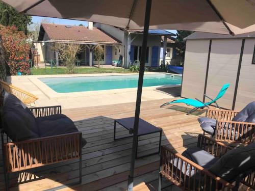 Maison familiale au c ur du bassin d'Arcachon — 4-Star Luxury Hotel in Biganos, France