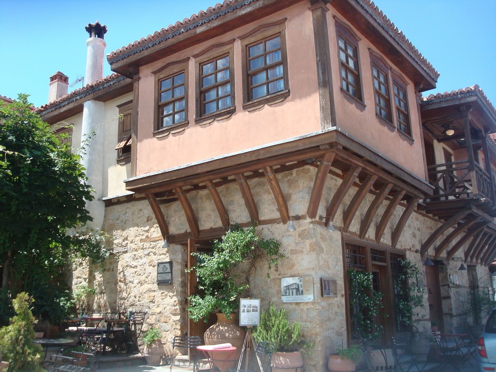Oikia Alexandrou Traditional Inn in Arnaia, Greece