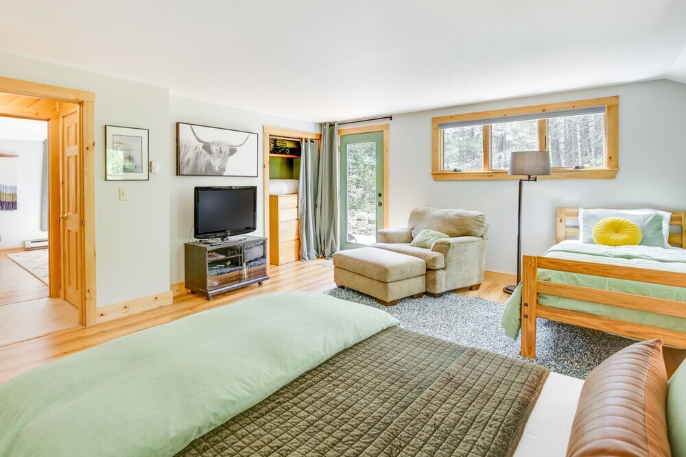 Gorgeous Sunday River Cabin With Saltwater Hot Tub 19216333 — Hanover
