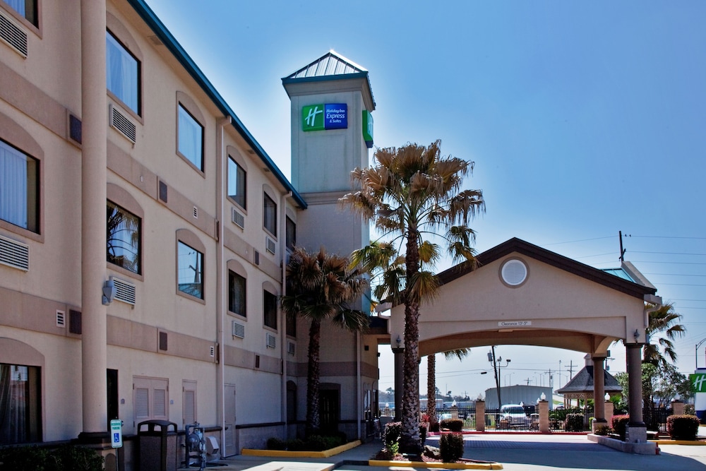 Holiday Inn Express Hotel & Suites Lake Charles by IHG - photo 36