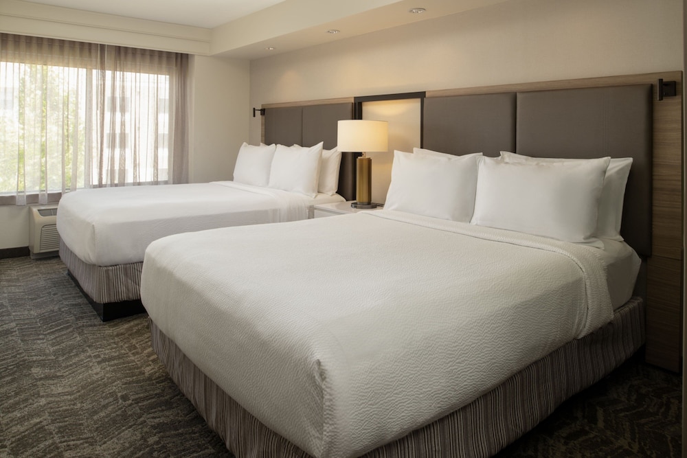 SpringHill Suites by Marriott Medford - photo 9
