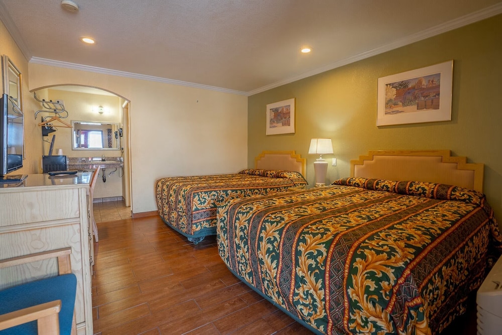 Sunstar Inn Los Banos near I 5 - photo 13