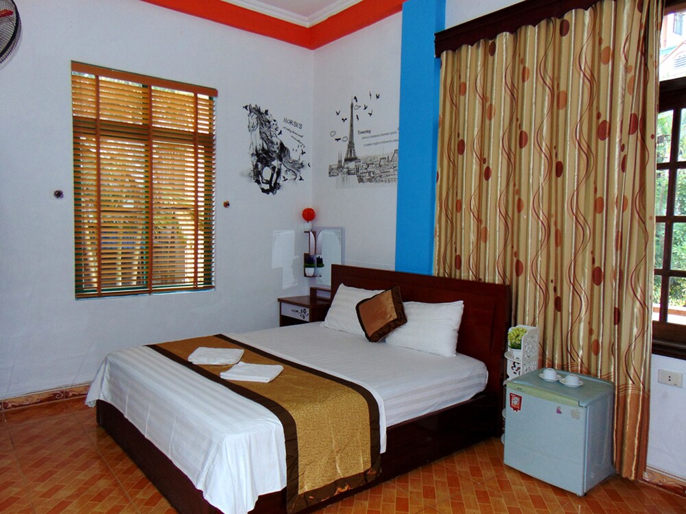 Alex Ha Long Hotel — Ha Long