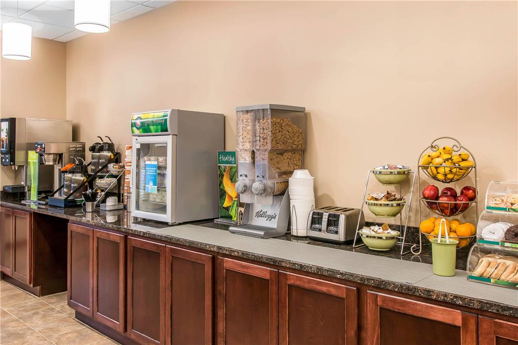 Quality Inn & Suites Houghton Downtown - photo 32