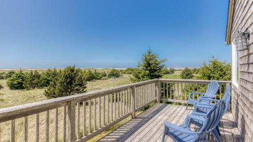Lighthouse Oceanfront Resort - photo 7