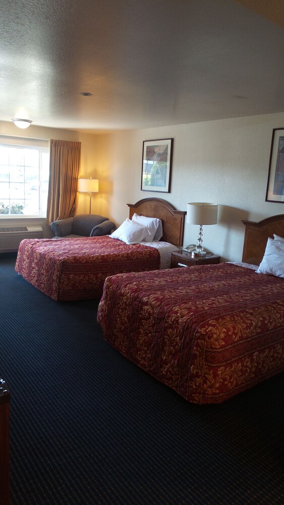 Holiday Motel Oakdale - photo 7