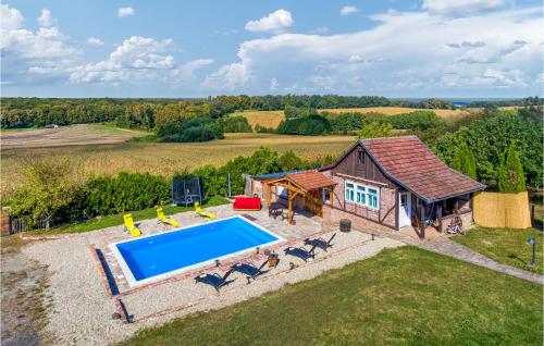 Nice Home In Sveti Ivan Zabno With Wifi — 4-Star Luxury Hotel in Sveti Ivan Zabno, Croatia