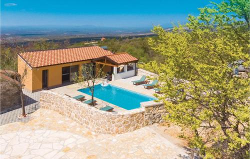 4 Bedroom Pet Friendly Home In Drnis — 5-Star Luxury Hotel in Drnis, Croatia