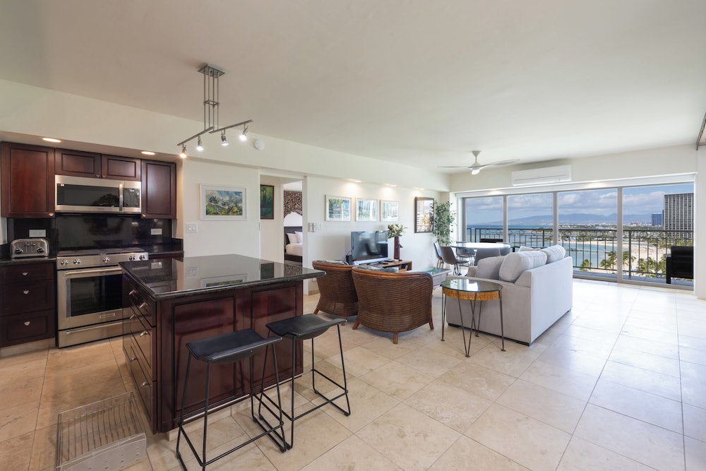 Waikiki Shore By Outrigger - photo 67
