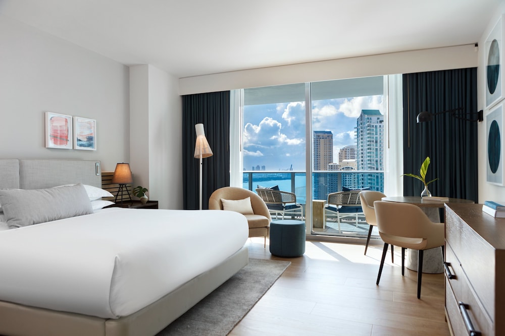 Kimpton Epic Hotel By Ihg - photo 15