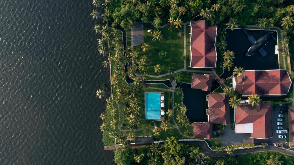 Lake Canopy in Alleppey, India