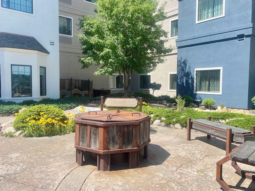 Staybridge Suites Great Falls by IHG - photo 127