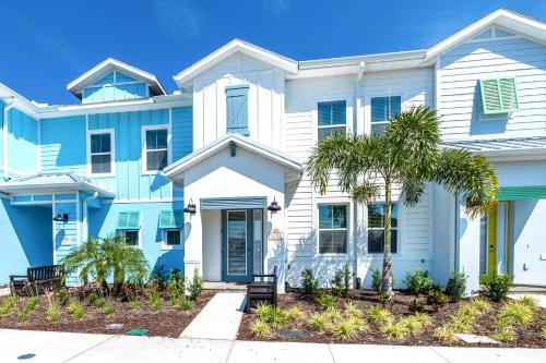 Pearly White Villa Near Disney With Margaritaville Resort & Island H2O Access 3061Cs — 4-Star Luxury Hotel in Orlando, United States