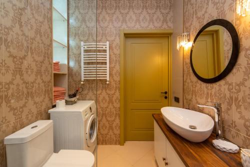 Luxury 4 bedroom apartment #1 in the city center of tbilisi