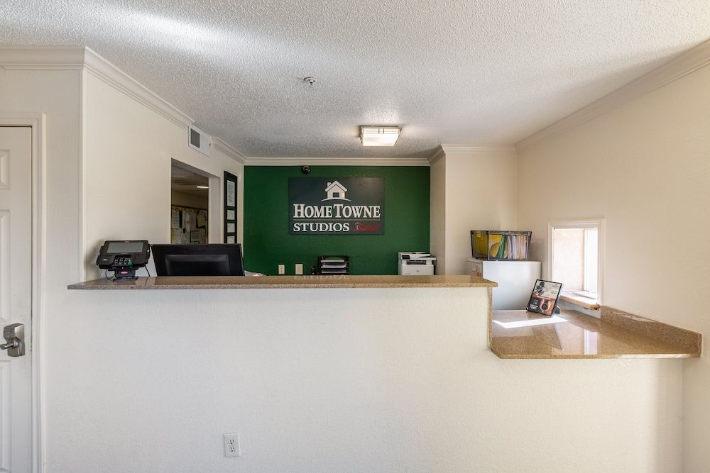 HomeTowne Studios Atlanta Peachtree Corners - photo 19