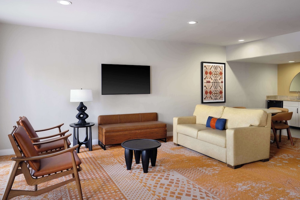 Hilton Sedona Resort at Bell Rock - photo 23