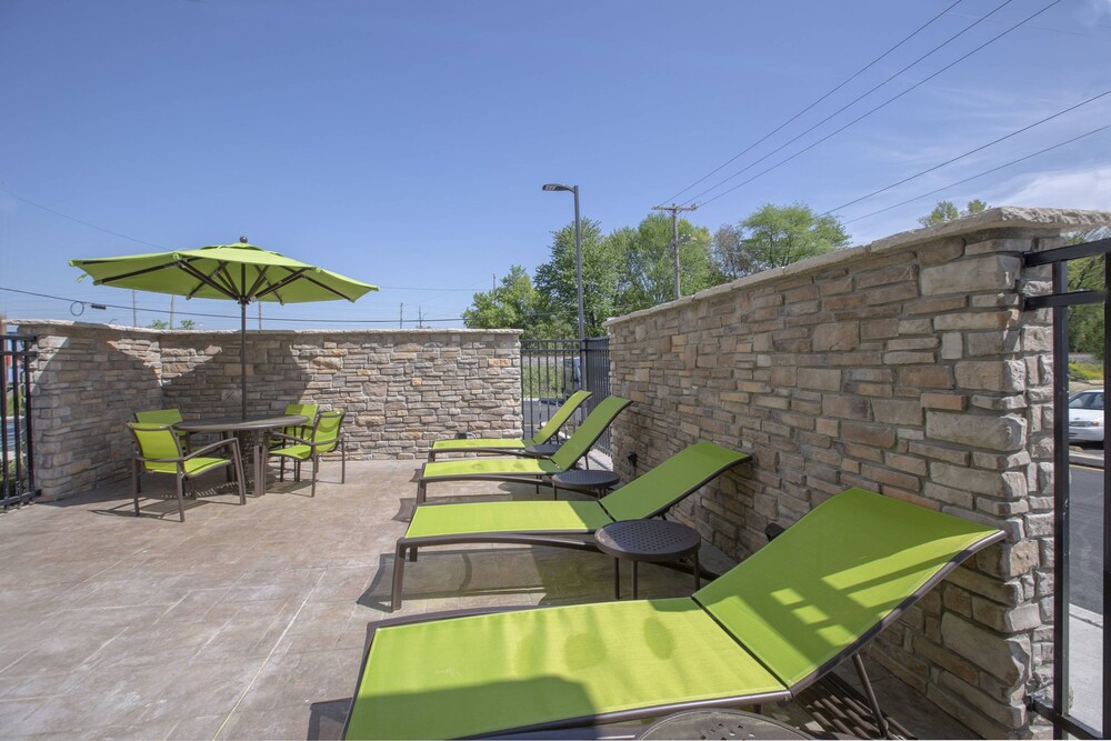 SpringHill Suites by Marriott Newark Downtown - photo 20
