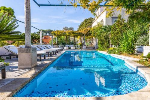 Villa Salt Water