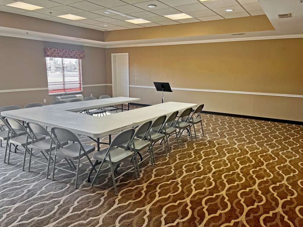 Comfort Inn & Suites Carbondale University Area - photo 26