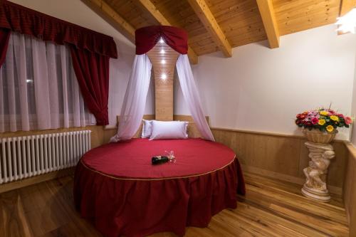 B&B Al Cedro — 4-Star Luxury Hotel in Sporminore, Italy