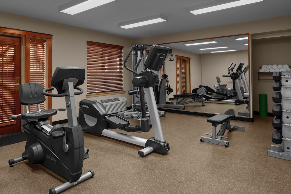 Larkspur Landing Extended Stay Suites Roseville - photo 23