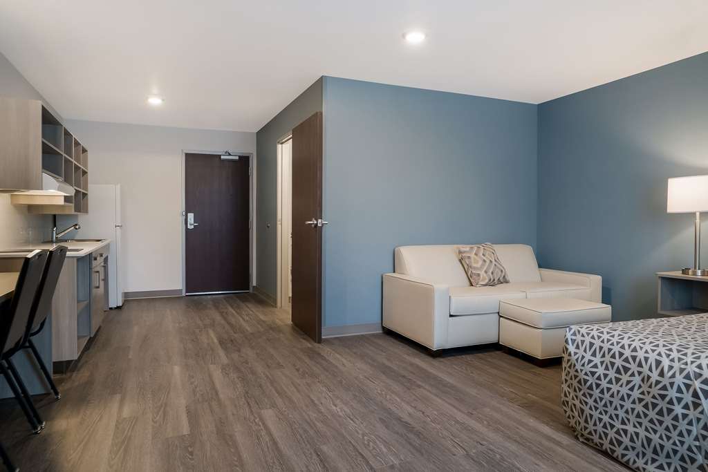Woodspring Suites Detroit Sterling Heights - photo 23