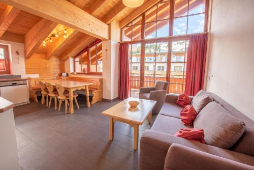 Triolet - carbon neutral hotel in Unknown City