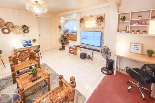 Beachfront Room2 beside El Union 200mbps Netflix in San Juan, Philippines