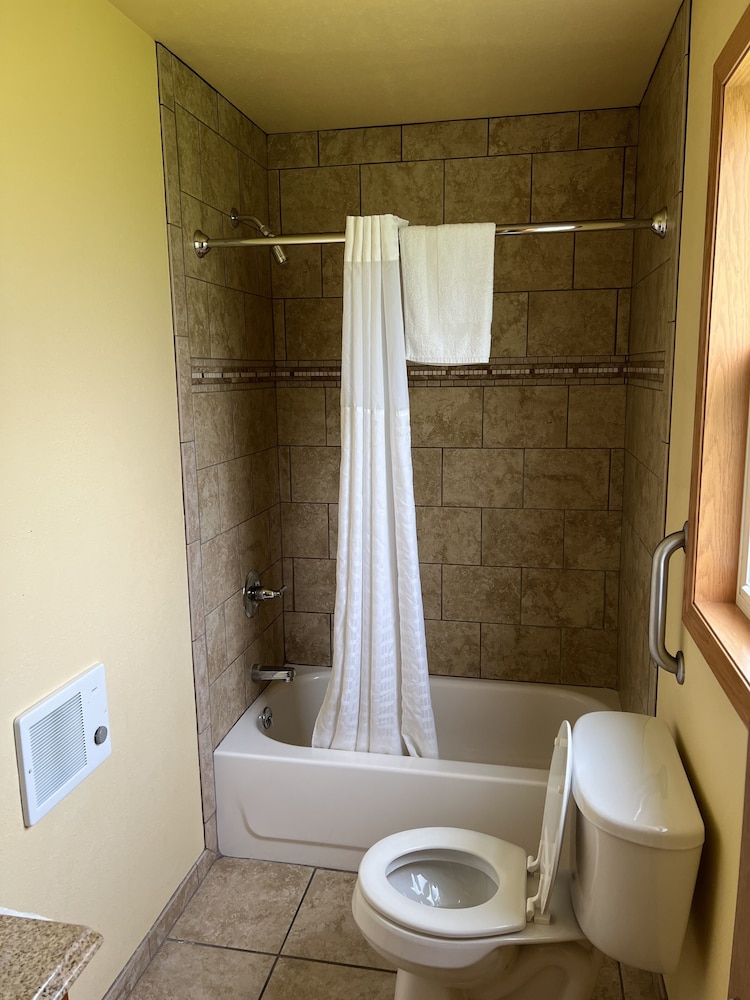 All Star Inn & Suites - photo 307