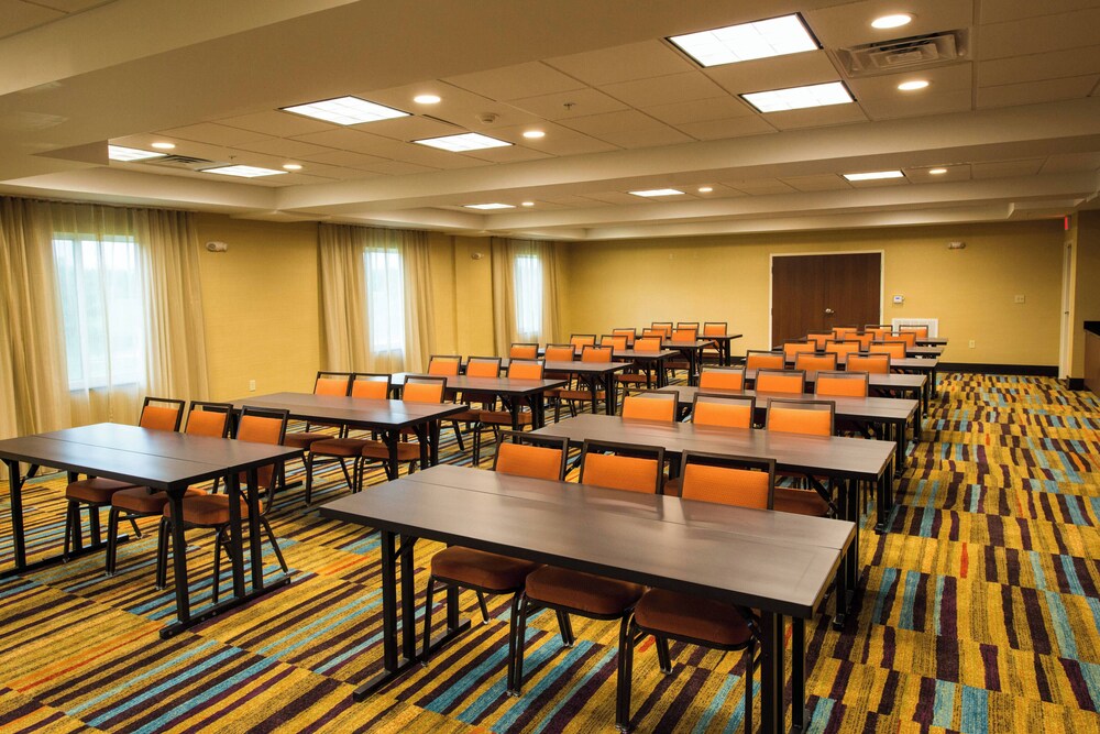 Fairfield Inn & Suites Atmore - photo 33