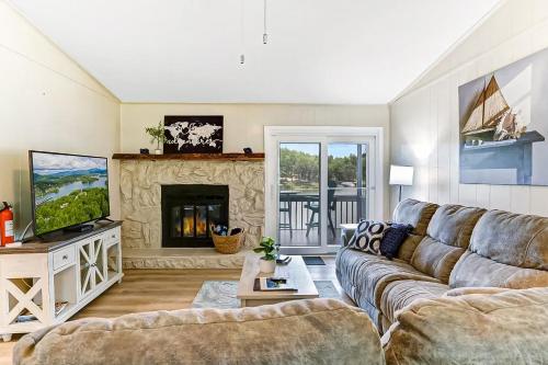 Lake Life in Blairsville, United States