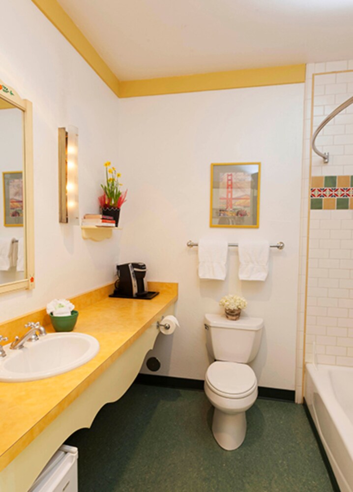 Sonoma Creek Inn - photo 19