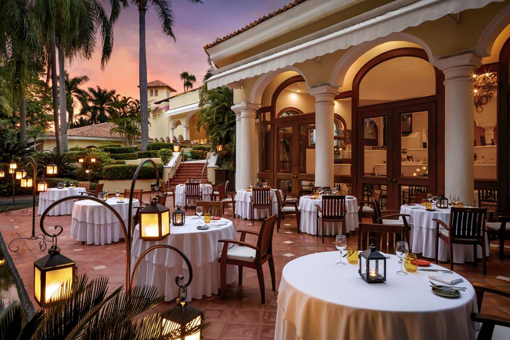 EMILIANO RESTAURANT Casa Velas Velas Resorts