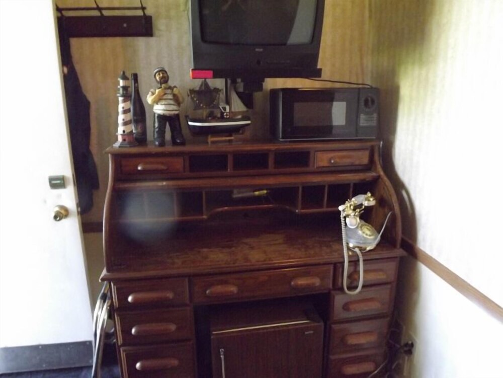 Holiday Motel - photo 14