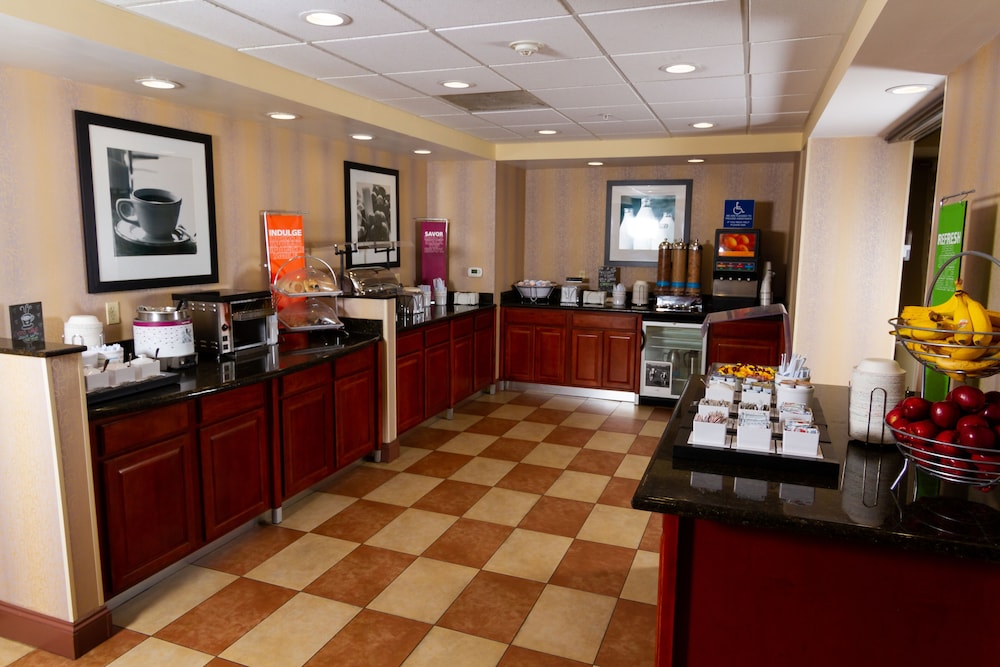 Hampton Inn Norco Corona Eastvale - photo 32
