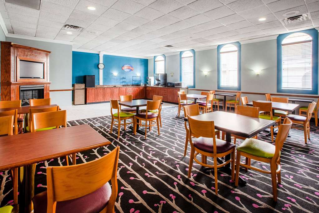 Baymont by Wyndham Northwood - photo 2