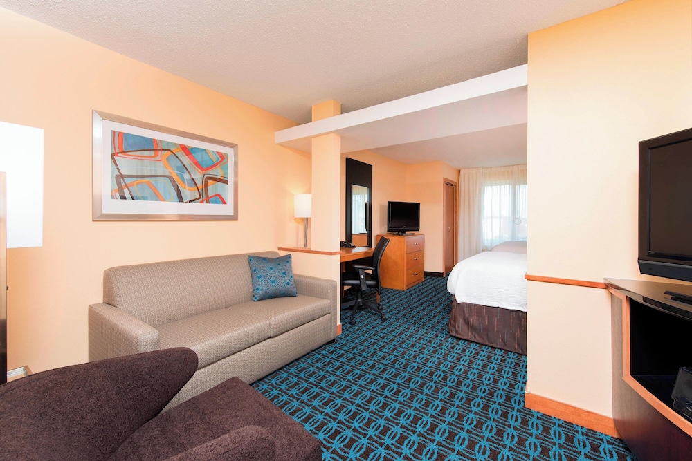 Fairfield Inn & Suites by Marriott Omaha Downtown - photo 6