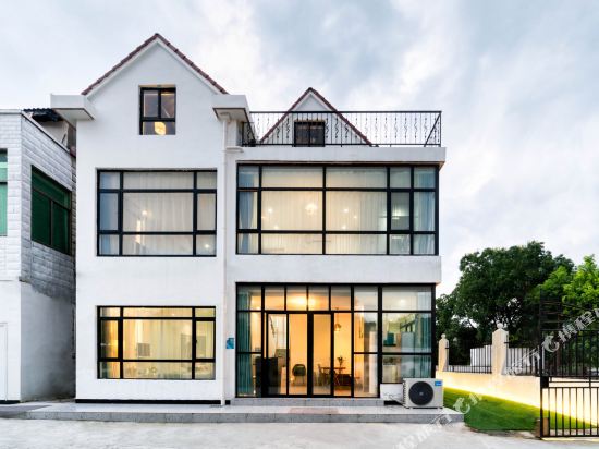 Qishe Inn - carbon neutral hotel in Shanghai