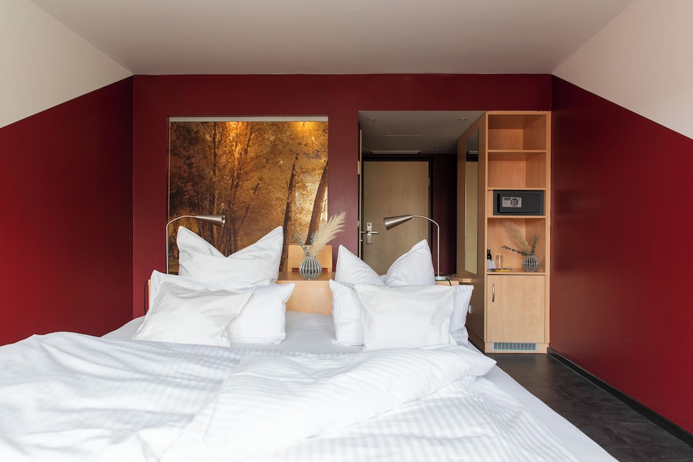 Mein Schlosshotel — Heusenstamm — photo 3