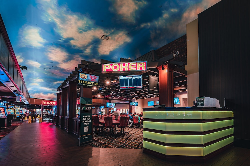 Boulder Station Hotel and Casino - photo 38