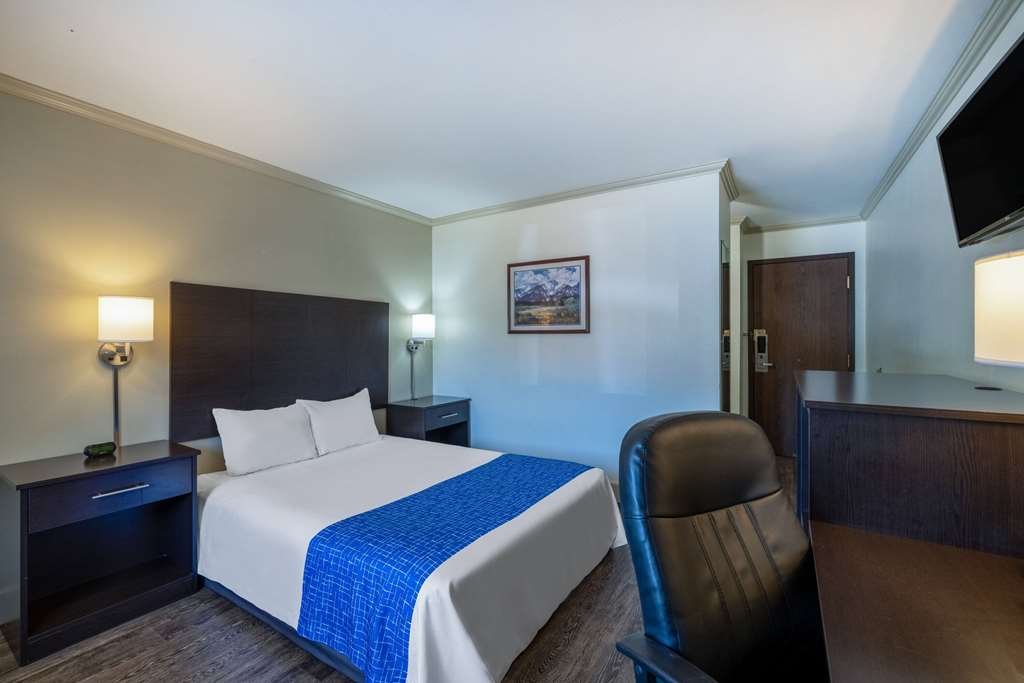 Travelodge by Wyndham Livingston Yellowstone - photo 21