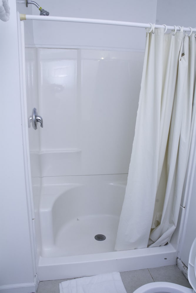 At 9 Motel - photo 35