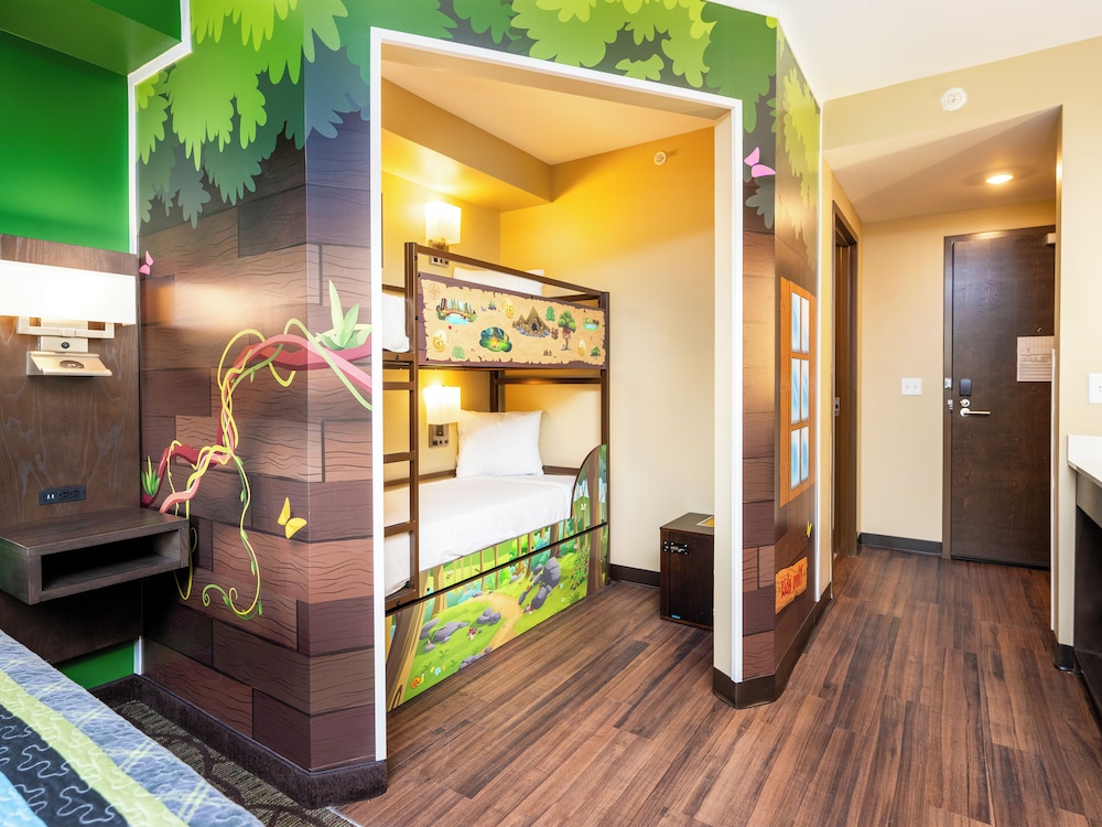 Country Cascades Waterpark Resort - photo 17