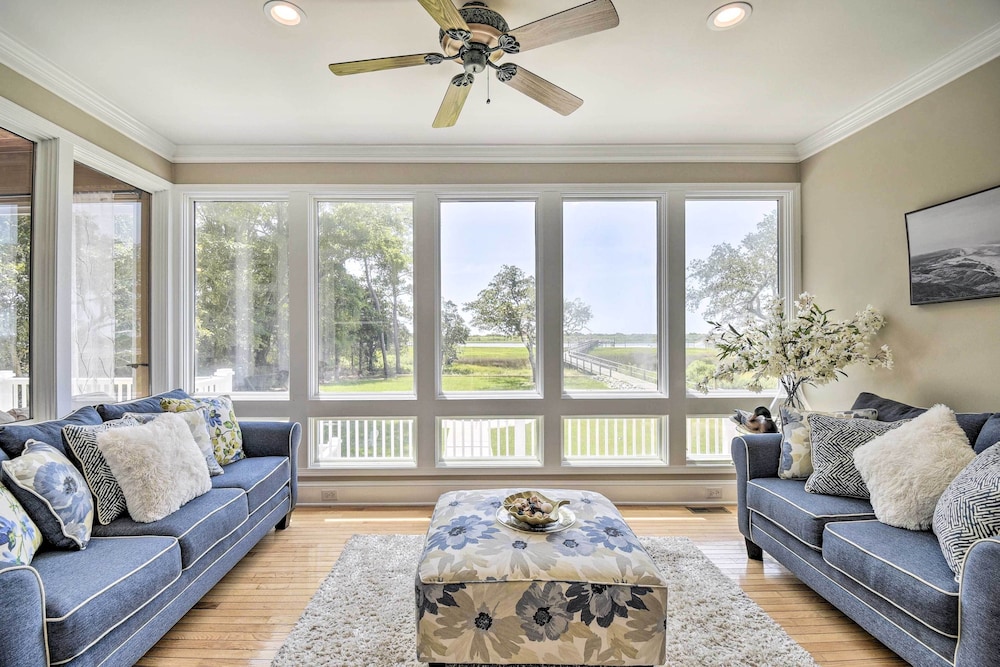 Waterfront Sunset Beach Escape with Golf View — hotel in Sunset Beach