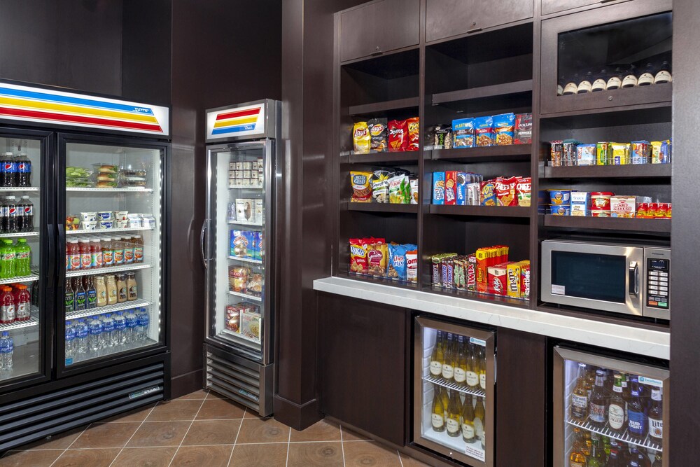Courtyard by Marriott DeLand Historic Downtown - photo 22