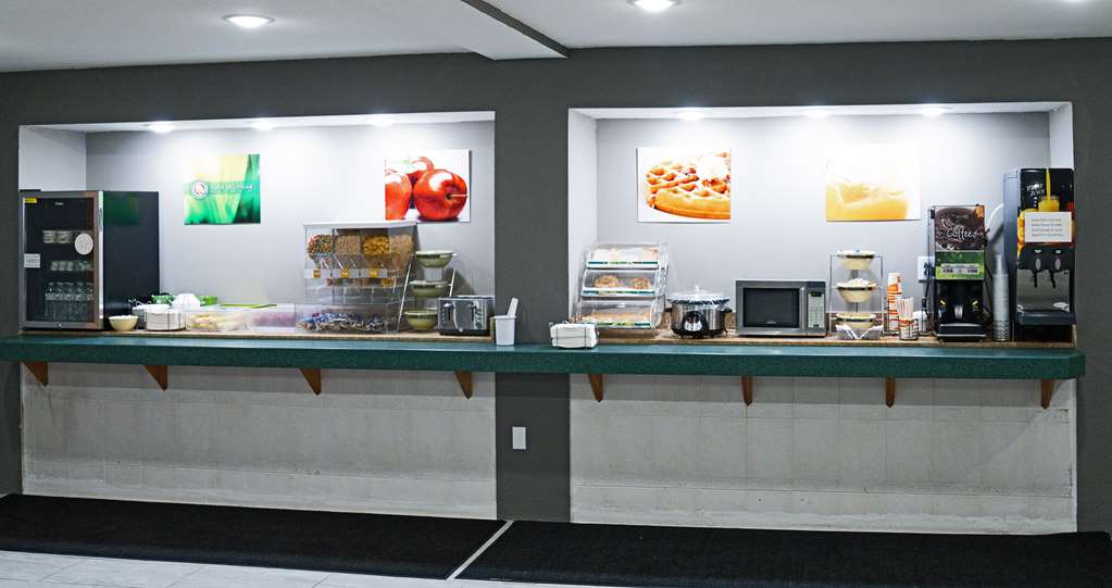 Quality Inn Seymour I 65 - photo 29