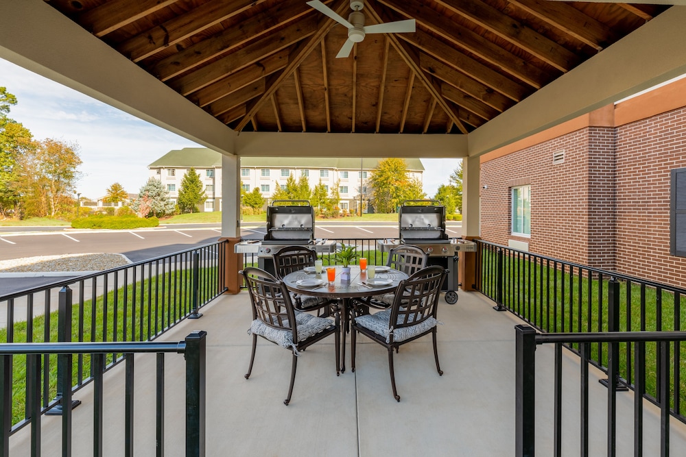 Candlewood Suites Cookeville by IHG - photo 40
