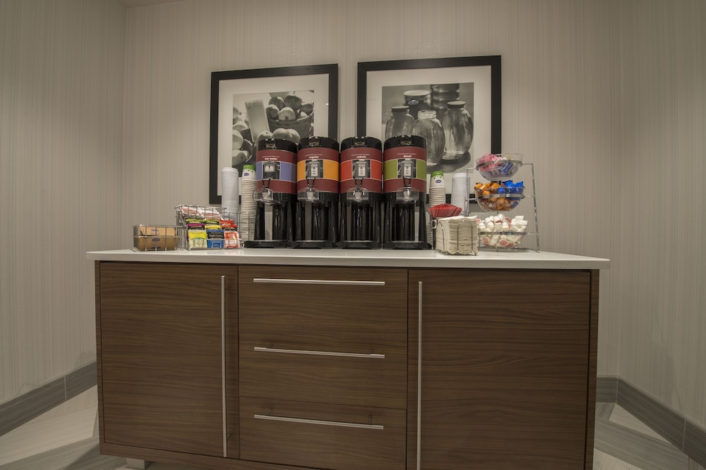 Hampton Inn Greenville I 385 Haywood Mall - photo 15