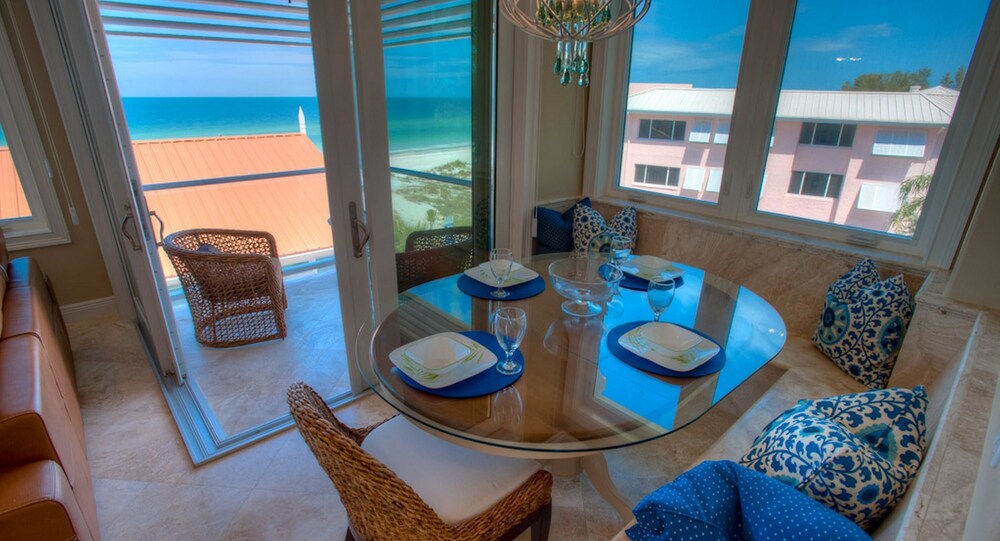 The Blue Horizon - photo 19