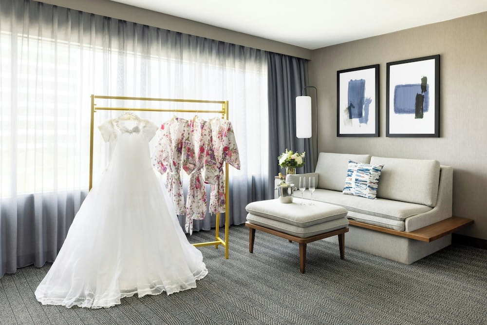 Courtyard by Marriott Los Angeles Woodland Hills - photo 14